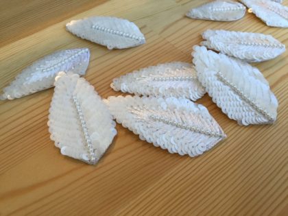 Mさまの白花リース 葉っぱ