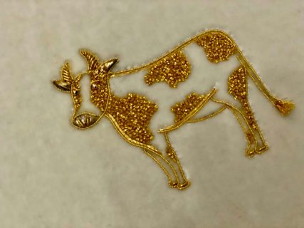 ゴールドワーク刺繍 牛